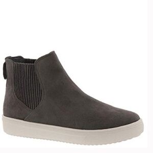 Steven By Steve Madden Slip On High Top Grey Suede Sneaker Size 6M